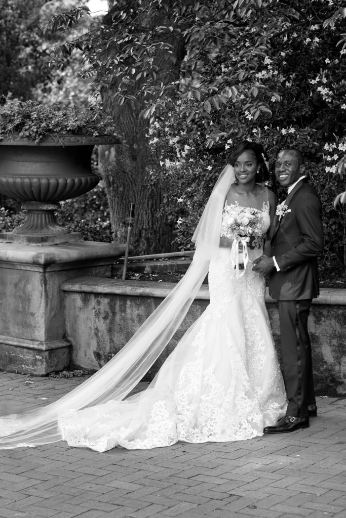 black and white wedding photographs at Beechwood Gardens in Hyde Park Sandton