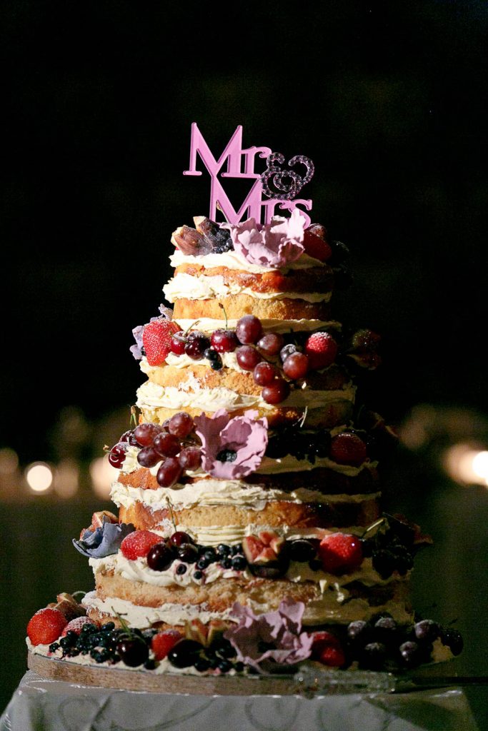 Wedding cake at the Hellenic Hall in Bedfordview