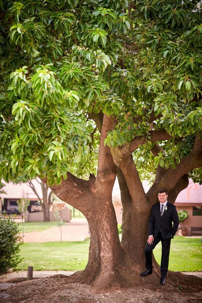 wedding venues in Heidelberg groom images