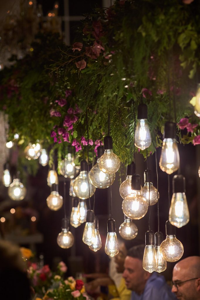 The Forum White Light